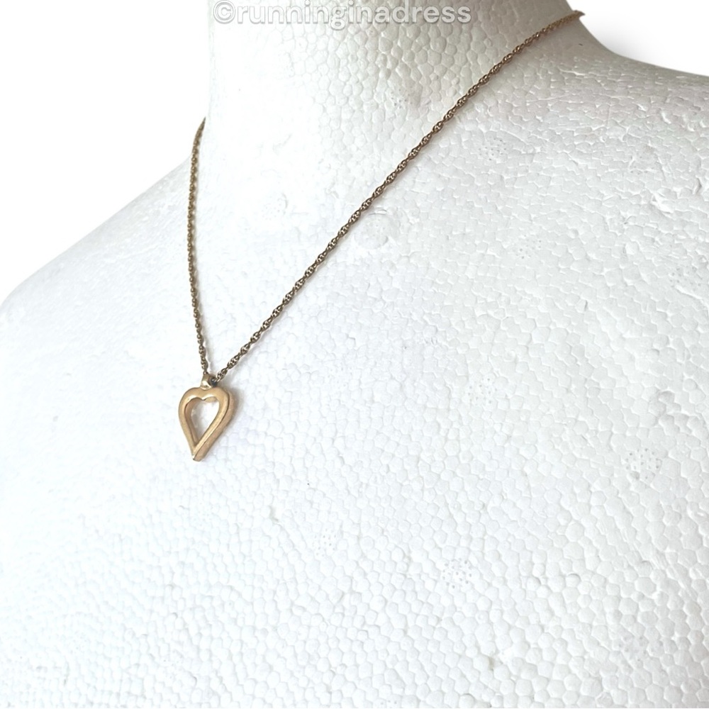 Vintage Authentic Christian Dior Open Heart Gold CD Logo Necklace - Picture 4 of 12